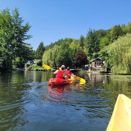 Leval Bed & Breakfast Trefcon Екстериор снимка