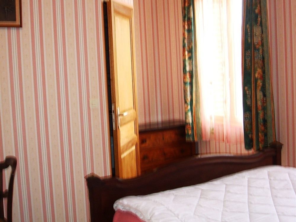 Leval Bed & Breakfast Trefcon Екстериор снимка